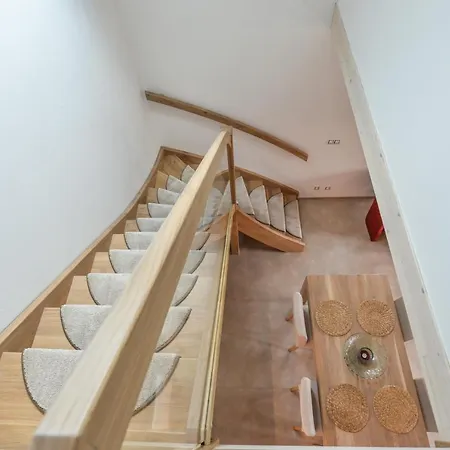 Na Seniku Apartment *