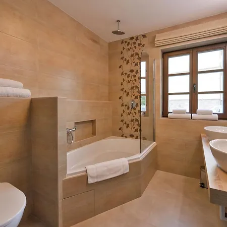Apartment Na Seniku Trebon