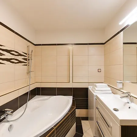 Na Seniku Apartment